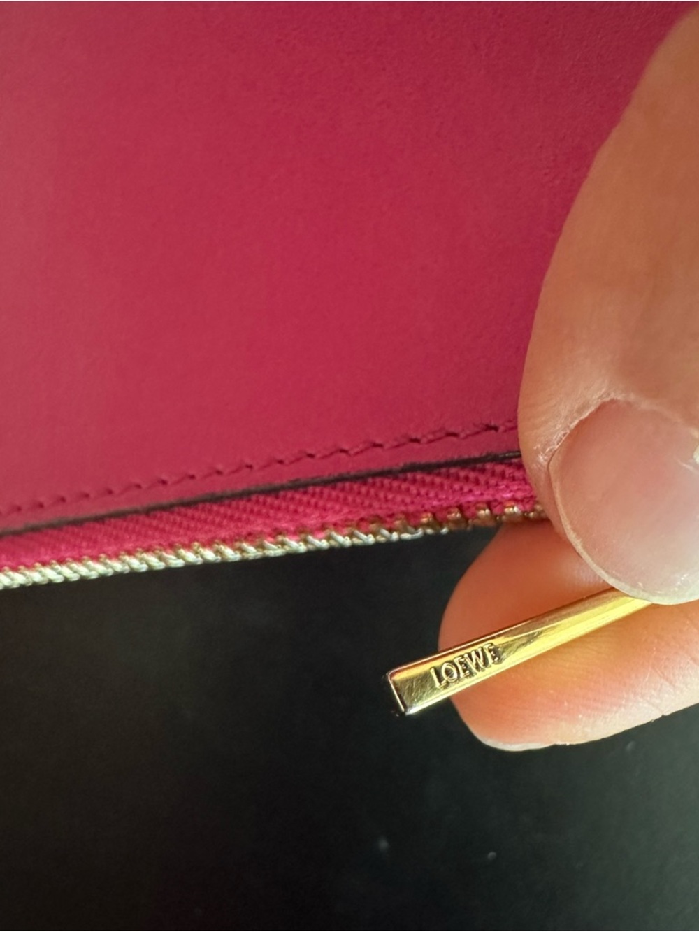 AUTHENTIC Loewe Anagram Coin Purse- hot pink - Picture 6 of 10